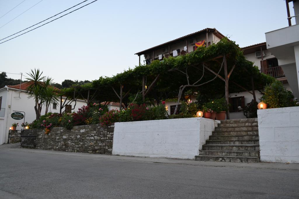 Hotel Cleopatra Chorefton Exterior foto